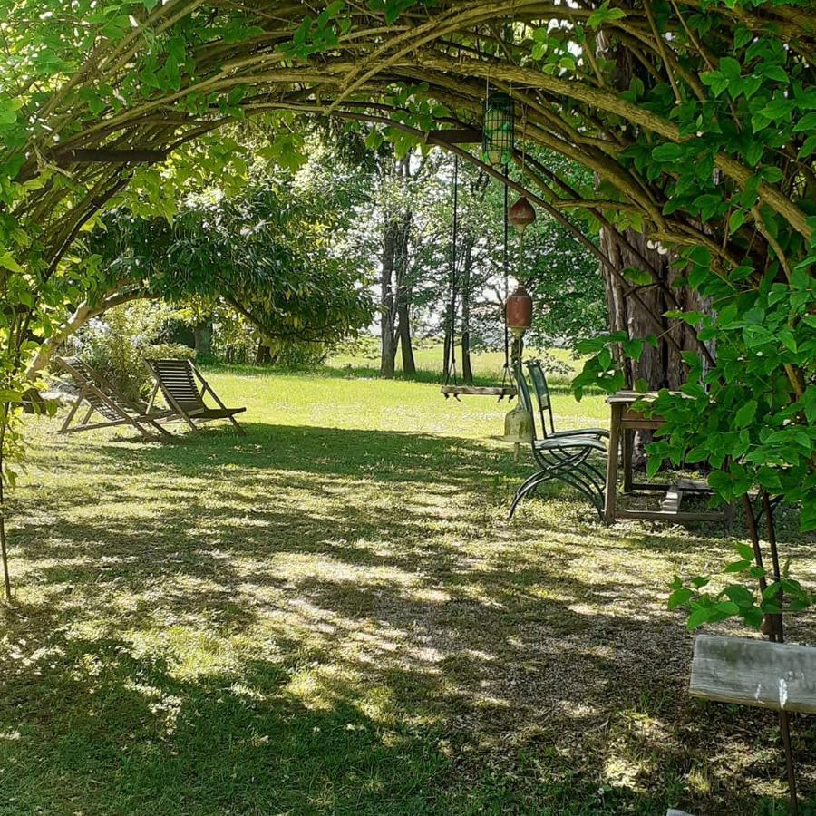 Maison Blanche Cherval エクステリア 写真