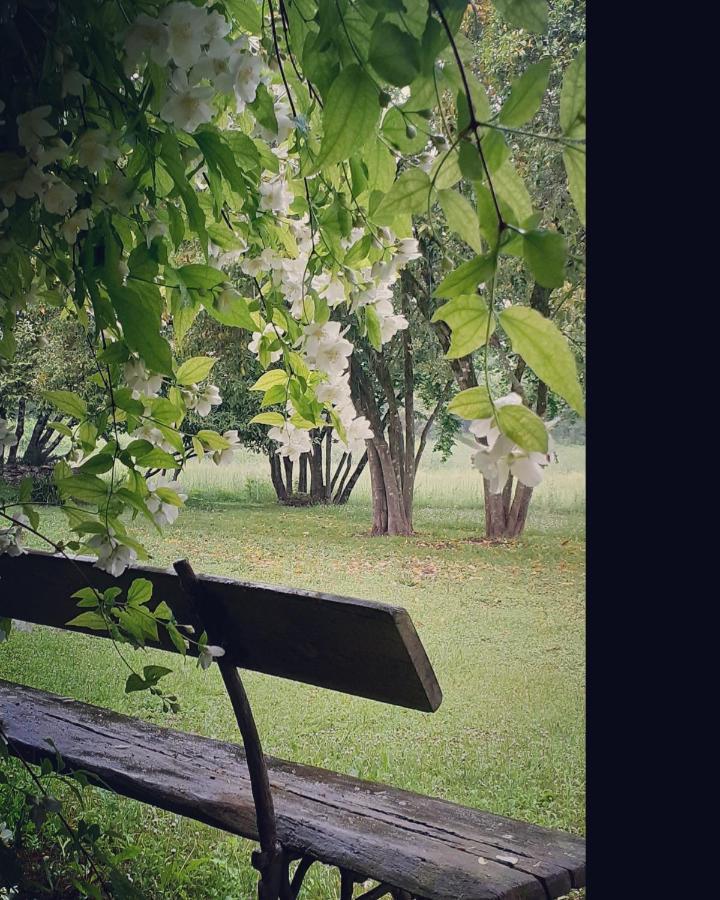 Maison Blanche Cherval エクステリア 写真